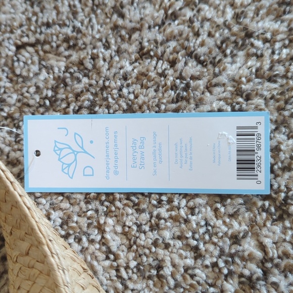 Draper James Everyday Straw Bag - Picture 4 of 6